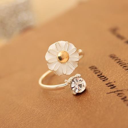 Wholesale Daisy Flower Alloy Silver Plated Rhinestone Ring JDC-RS-RL046 Rings 瑞列 A Wholesale Jewelry JoyasDeChina Joyas De China