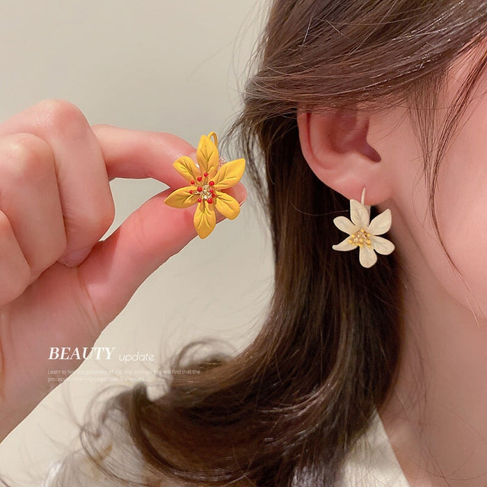 Wholesale Electroplated Silver Needle Alloy Pearl Acrylic Flower Leaf Earrings JDC-ES-BY185 Earrings 宝钰 Wholesale Jewelry JoyasDeChina Joyas De China