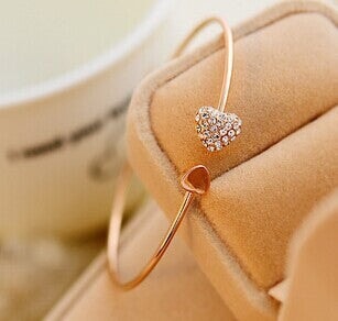 Wholesale full diamond double peach heart opening gold plated bracelet JDC-BT-RL027 Bracelet 瑞列 1 Wholesale Jewelry JoyasDeChina Joyas De China