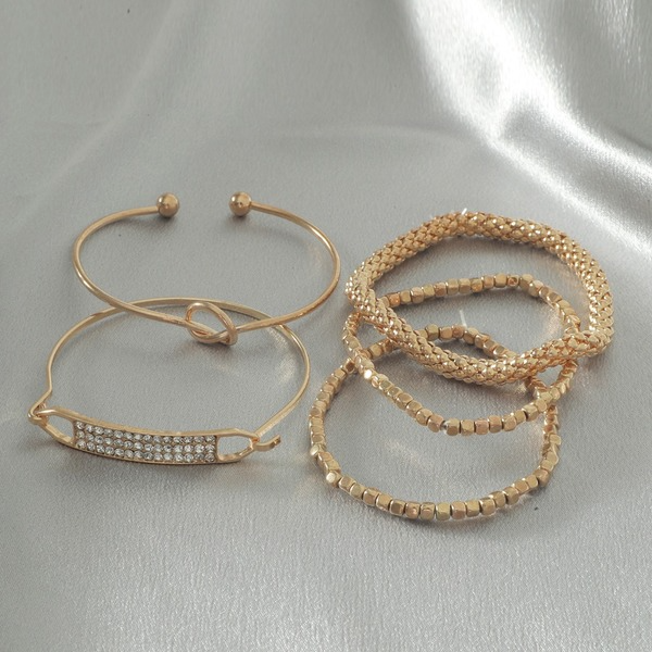 Bulk Jewelry Wholesale Geometric Hollow Bracelet Bangle 5 Piece Set JDC-BT-D550 Wholesale factory from China YIWU China