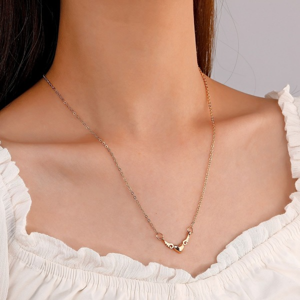 Bulk Jewelry Wholesale gold alloy angel wing pendant necklace JDC-NE-D682 Wholesale factory from China YIWU China