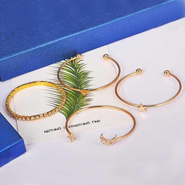 Bulk Jewelry Wholesale gold alloy diamond smooth heart star bracelet JDC-BT-D318 Wholesale factory from China YIWU China