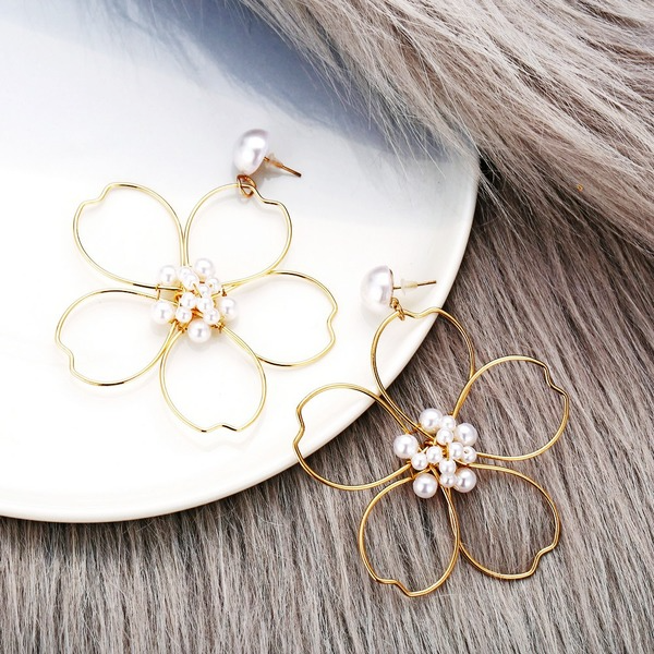 Bulk Jewelry Wholesale gold alloy flower pearl earrings JDC-ES-F266 Wholesale factory from China YIWU China