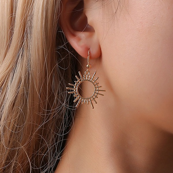 Bulk Jewelry Wholesale gold alloy gear sun earrings JDC-ES-D482 Wholesale factory from China YIWU China