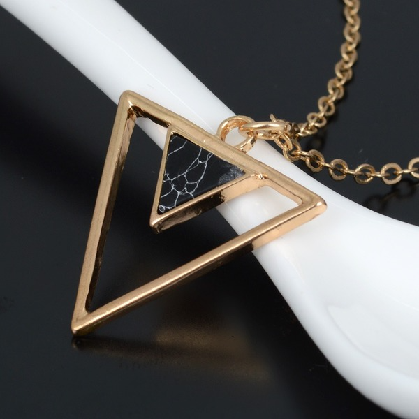 Bulk Jewelry Wholesale gold alloy hollow triangle Necklaces JDC-NE-bq015 Wholesale factory from China YIWU China