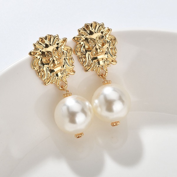 Bulk Jewelry Wholesale gold alloy lion pearl Earrings JDC-ES-bq157 Wholesale factory from China YIWU China