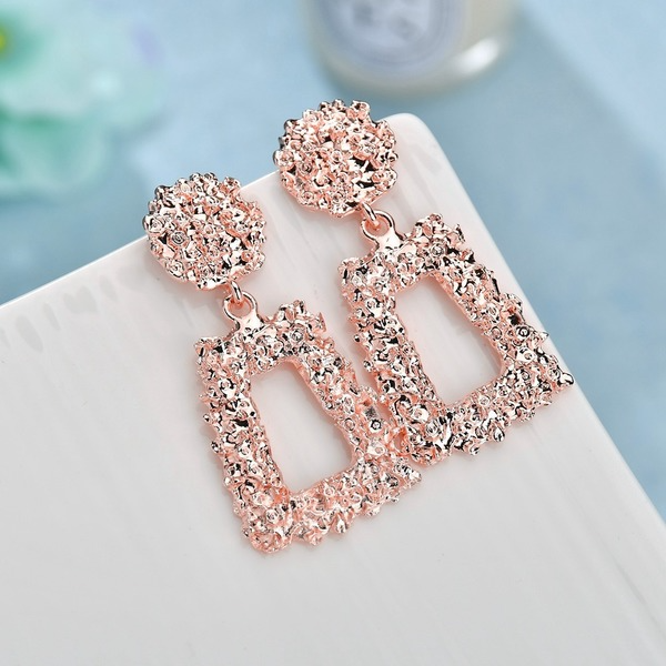 Bulk Jewelry Wholesale gold alloy matte relief trapezoidal Earrings JDC-ES-bq084 Wholesale factory from China YIWU China