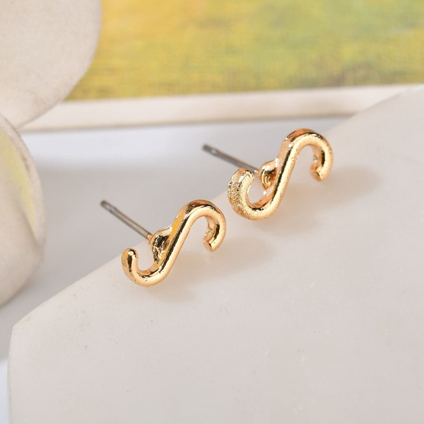 Bulk Jewelry Wholesale gold alloy small s English letter Earrings JDC-ES-bq059 Wholesale factory from China YIWU China