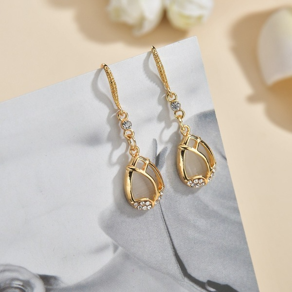 Bulk Jewelry Wholesale gold alloy tulips cat eye Earrings JDC-ES-bq030 Wholesale factory from China YIWU China
