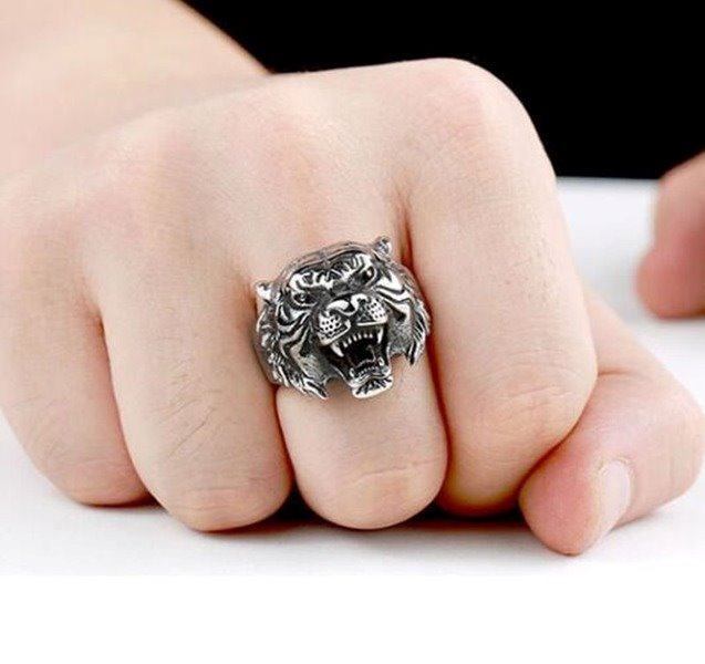 Wholesale grey alloy tiger head ring JDC-RS-NingL002 Rings 宁蓝 Wholesale Jewelry JoyasDeChina Joyas De China
