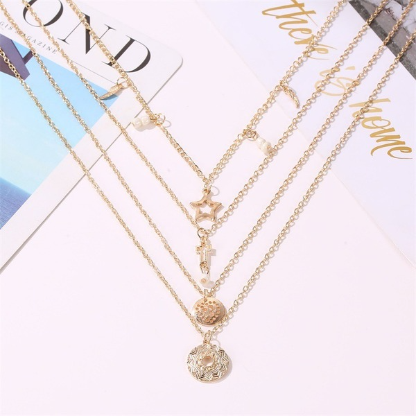 Bulk Jewelry Wholesale necklace gold alloy hollow pentagon star pendant chain JDC-NE-D571 Wholesale factory from China YIWU China