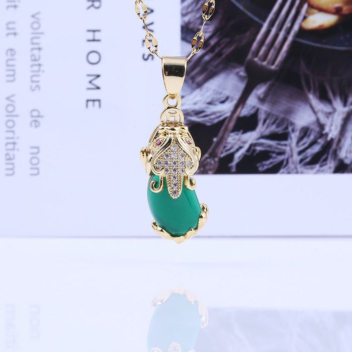 Wholesale Pixiu Lucky Fortune Green Alloy Gold Plated Pendant Necklace JDC-NE-XingL015 Necklaces 星銮 Wholesale Jewelry JoyasDeChina Joyas De China