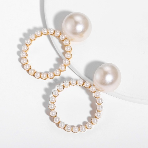 Bulk Jewelry Wholesale retro simple hollow circle inlaid pearl earrings JDC-ES-F307 Wholesale factory from China YIWU China
