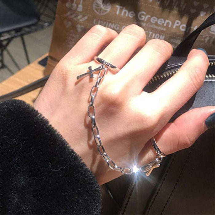 Bulk Jewelry Wholesale silver exaggerated two-finger conjoined chain geometric alloy ring JDC-RS-F391 Wholesale factory from China YIWU China