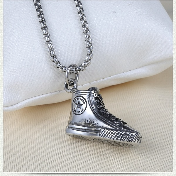 Bulk Jewelry Wholesale silver stainless steel shoe pendant necklace JDC-MNE-BS023 Wholesale factory from China YIWU China