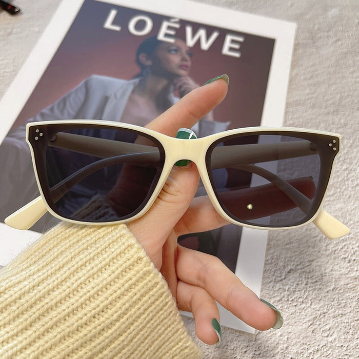 Wholesale small frame cat's eye red fashion sunglasses JDC-SG-JinF038 Sunglasses 季丰 mi bia hei hui Wholesale Jewelry JoyasDeChina Joyas De China