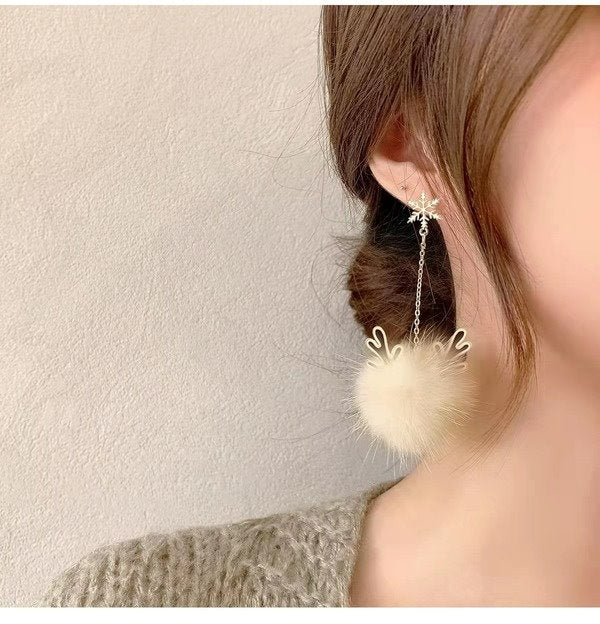 Wholesale snowflake antler hair ball earrings JDC-ES-XuF042 Earrings 旭帆 Wholesale Jewelry JoyasDeChina Joyas De China