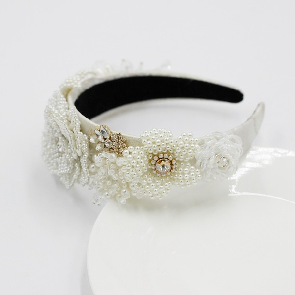 Bulk Jewelry Wholesale white artificial leather crystal pearl flower hoop JDC-HD-JB005 Wholesale factory from China YIWU China