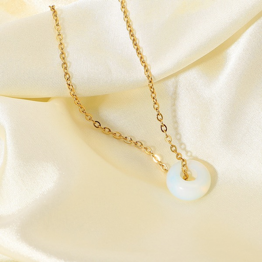 Wholesale White stone round pendant necklace JDC-NE-JD154 necklaces JoyasDeChina Wholesale Jewelry JoyasDeChina Joyas De China