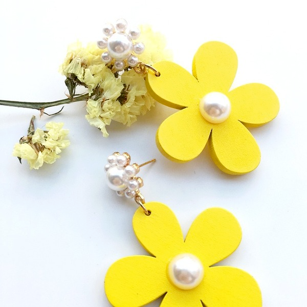 Bulk Jewelry Wholesale yellow wood yellow flower Pearl Earrings JDC-ES-RL184 Wholesale factory from China YIWU China